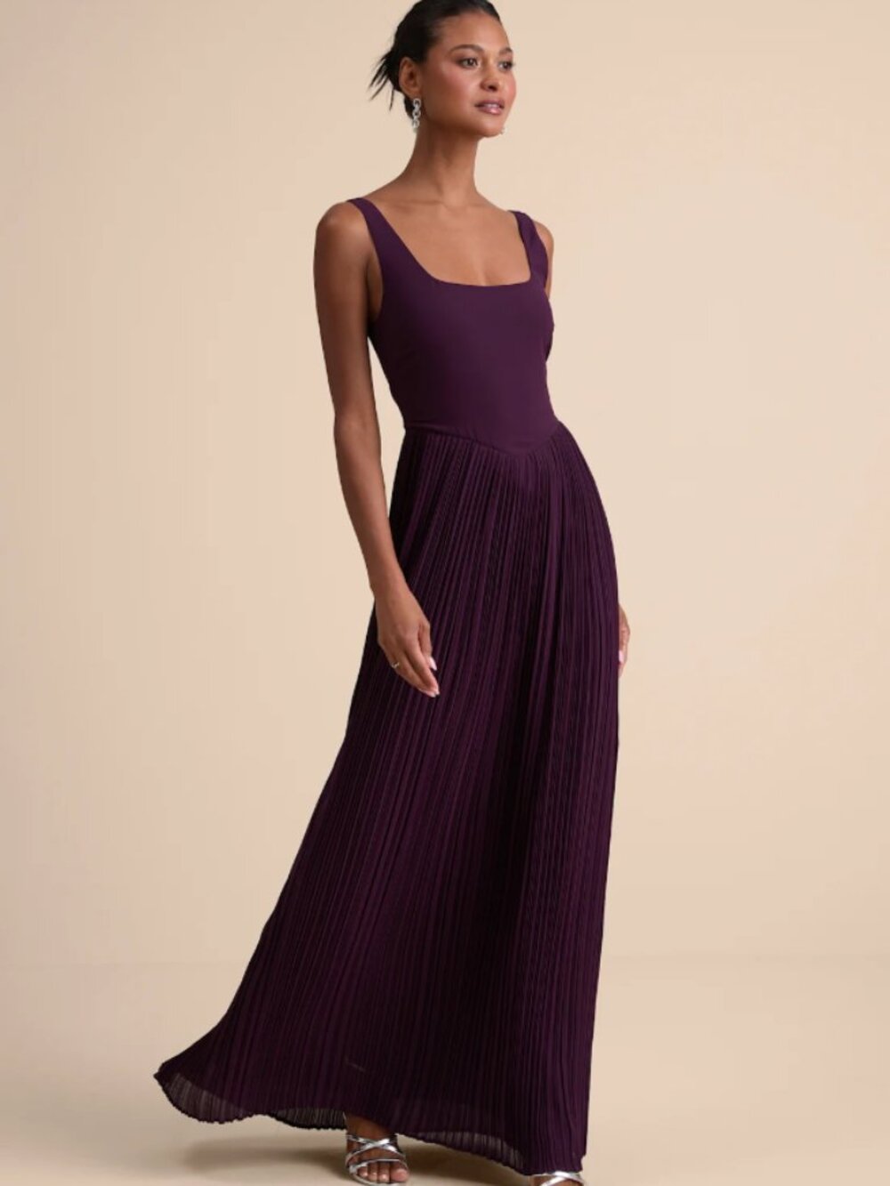 Lulus Naroah Plum Purple Square Neck Pleated Maxi Dress size Medium NWT wedding